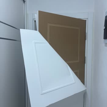 Vario Mat Beyaz Kapıların Kaplaması Garanti Süresi Sonra Kendiliğinden Sökülüyor