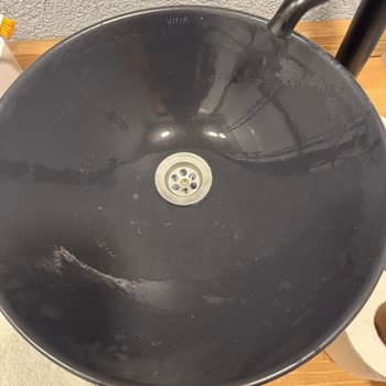 Vitra Lavabodaki Su Lekeleri Ve Olumsuz Geri Dönüş