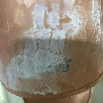 Neva Gül Rengi Rose Model Boya Atması Kalitesiz