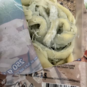 Mis Markalı Bozuk Süt Ürünleri Sağlık Riski Oluşturuyor