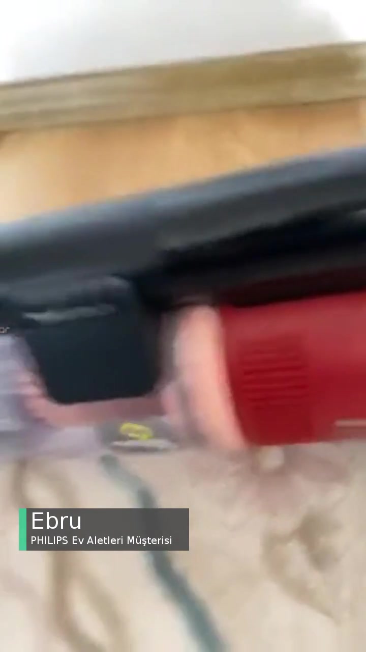 Philips Süpürge Kısmındaki Plastik İleri Geri Yaparken Çok Zorluk Çıkartıyor videonun kapak resmi