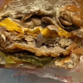 Trendyol GO'da Gri Tavuklu Burgerler İçin Tam İade Talebi