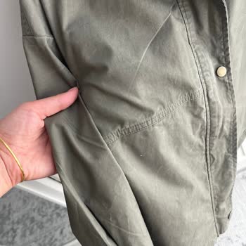 DeFacto Montum Yıkandıktan Sonra Beyaz Çizgiler Oluştu Ve İade Şartlarıyla Karşılaştım