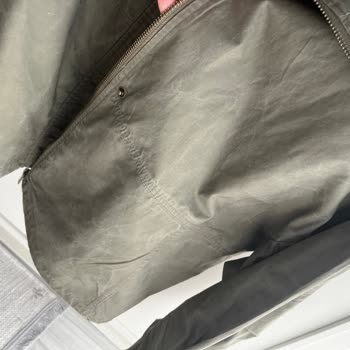 DeFacto Montum Yıkandıktan Sonra Beyaz Çizgiler Oluştu Ve İade Şartlarıyla Karşılaştım