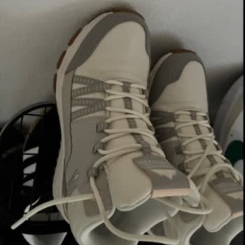 Skechers Botunda Ayak Parmağımı Zedeleyen Üretim Hatası Ve İletişimsiz Geri Gönderim