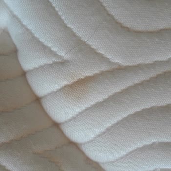 Biosalt Yatakta Lekeler Ve Eksik Servis