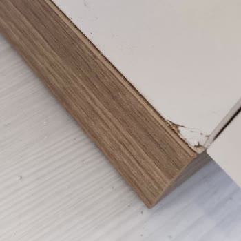 Teslim Edilmemiş Ve Kırık TV Ünitesi Şikayetim