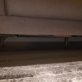 İstikbal Koltuk Takımının Alt Kapağı İki Kez Düştü