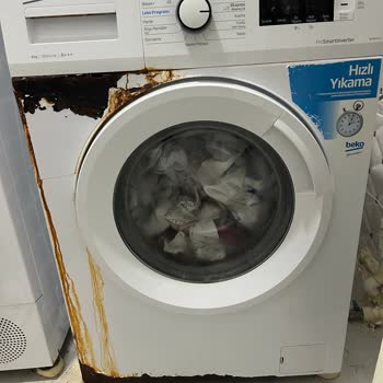 Beko Çamaşır Makinesinde Gövde Çürümesi Ve Sorumluluk Reddi