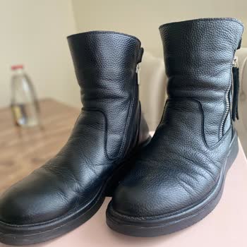 Ayıplı Bot Yağışta Su Geçirmesi Nedeniyle İade Ve Değişim Talebi