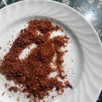 Arifoğlu Pul Biber Paketi Yerine Sumak Çıktı Ürün Güvenliği Endişesi