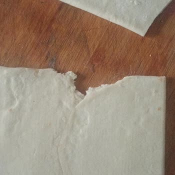 Superfresh Milföy Hamurunun Kesilmiş Ve Isırılmış Görünümüne Dair Şikayet