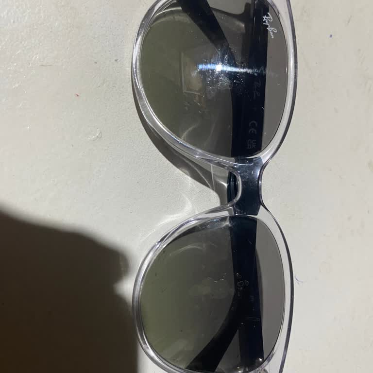 Rayban Gözlüğünün Camı Soyulmuş, Kullanıcı Hatası İddiası Reddedildi