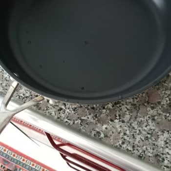 Karaca Plazma Tava Yanmaz Ve Yapışmaz Özelliği Kısa Sürede Bozuldu