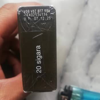 Sigara Paketi İçinde Odun Parçası Çıktı, Sağlık Endişesi Ve Güven Kırılması