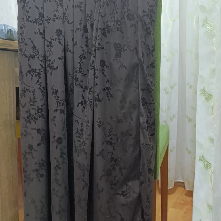 Ayıplı Kazak Ve Etek, Görsel Uyuşmazlığı Ve Yanıltıcı İade Şartları Nedeniyle Tam Geri Ödeme Talebi