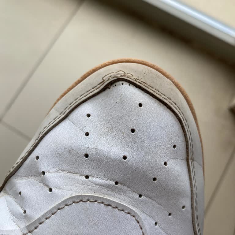 Adidas Hoops Ayakkabısında Dikiş Açılması Ve Üretim Kusuru Reddi