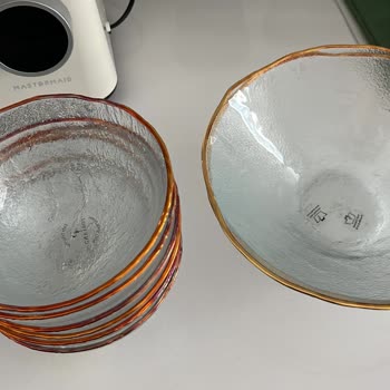 Yanlış Renk Ve Çıkan Yaldızlı Kaseler İçin Değişim Ve İade Talebi