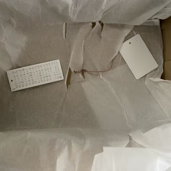 Adidas'tan Gelen Kullanılmış Ayakkabının Lekeli Durumu Ve İade Talebi