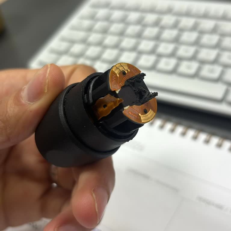 Fiat Scudo Sinyal Kolunda Parça Yokluğu Muayeneyi Engelliyor