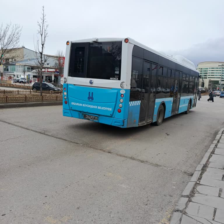 K7/A Otobüsünün Durağı Atlaması Öğrencileri Mağdur Etti