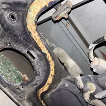 Orijinal Kapı Garantisi Çiğnendi, Hurda Parça Teslim Edildi