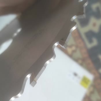 Testere Plus Ürün Ulaştığında Üzerinde Çizikler Olduğunu Ve Dişlerinin Keskin Olmadığını Fark Ettim