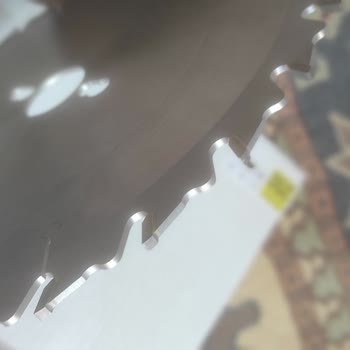 Testere Plus Ürün Ulaştığında Üzerinde Çizikler Olduğunu Ve Dişlerinin Keskin Olmadığını Fark Ettim