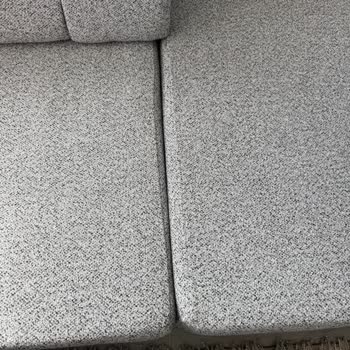 Köşe Koltukta Renk Ve Kalite Sorunları, Mağazadan Sert Yanıt Ve Ücret İadesi Talebi