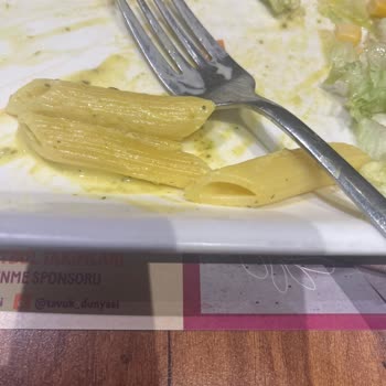 Kremantar Menüsünde Tutarsız Porsiyonlar Ve Saygısız Personel Tutumu