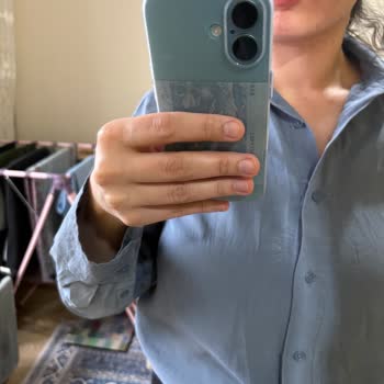 Mavi Gömleği Ütülenmediği İçin Kullanılamıyor Ve İade Talebi