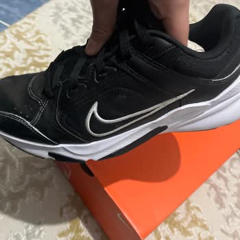 Kocaeli FLO Şubesinde Üç Günde Dikiş Sorunu, Ayakkabı Değişimi Talebi