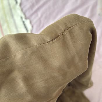 Defolu Elbise İade Reddi Ve Müşteri İletişiminin Kesilmesi