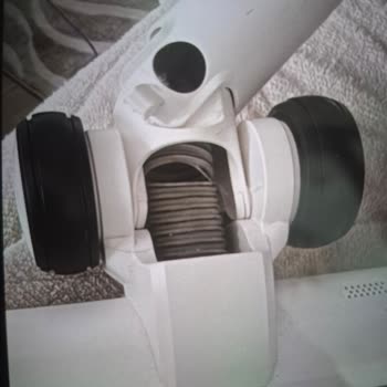 Yui Neyse 17 Pro Max Hortumu Aniden Koptu, Garanti Talebi