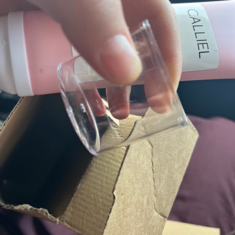 Orijinal Ambalaj Olmadan Gelen Ton Eşitleyici Ve Güneş Kremi