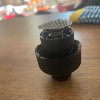 Hepsiburada’dan Aldığım Bissell Ürünün Su Tankı Parçası Sürekli Kırılıyor, Ücretli Değişim Talebi