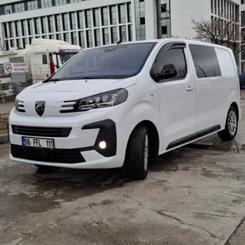 Axa Sigorta Kasko Poliçesi Kapsamında Cam Değişiminde Boya Çizik Ve Parça Düşmesi