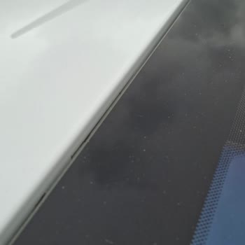 Axa Sigorta Kasko Poliçesi Kapsamında Cam Değişiminde Boya Çizik Ve Parça Düşmesi