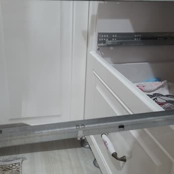 Samet Çekmece Rayı Plastik Pimleri Kırıldı, Yedek Parça Talebi