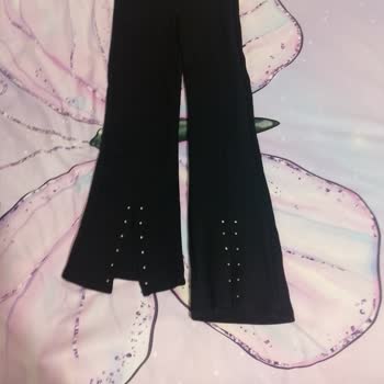 Defacto Niğde'de Kız Çocuk Pantolonu Kısaldı, Etiket Kesildi Ve İade Reddedildi