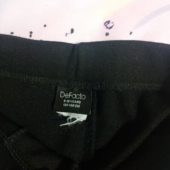 Defacto Niğde'de Kız Çocuk Pantolonu Kısaldı, Etiket Kesildi Ve İade Reddedildi