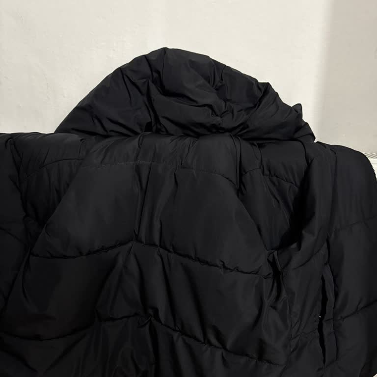 Kötü Koku Ve Kalitesiz Montlar İçin İade Talebi