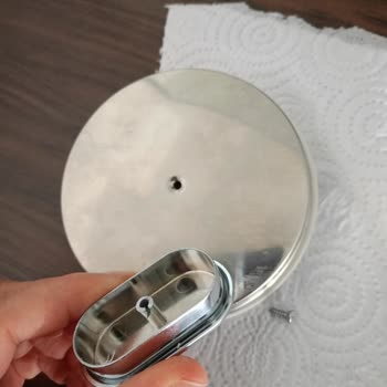 Kapağı İkinci Kullanımda Çıkan Kiwi Kettle, Migros Mağazadan Yardım Reddetti