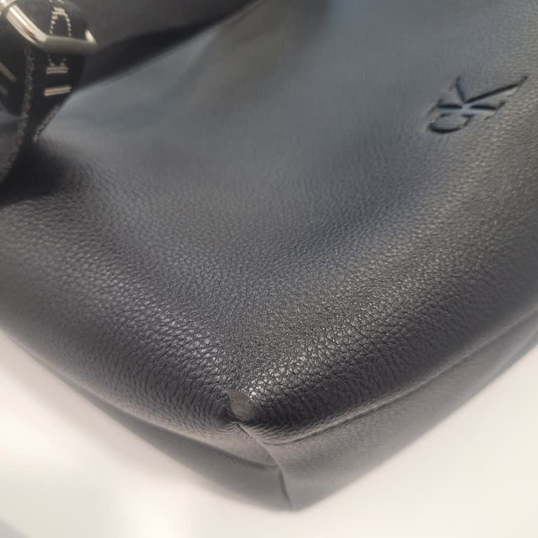 Calvin Klein Çantasında Kalite Sorunu Ve Açıklamasız Red Kararları