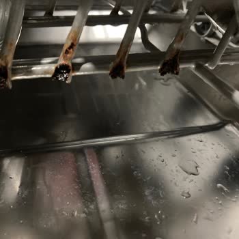 Samsung Bulaşık Makinesinde Sepetlerin Hızlı Paslanması Ve Çürümesi