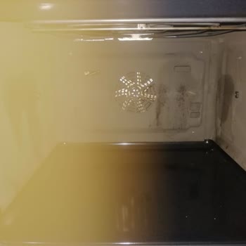 Siemens Fırının Temizleme Fonksiyonu Çalışmıyor, Hatalı Ürün Satışıyla Kullanılamaz Hale Geldi