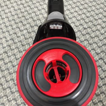 Bosch Unlimited 7 Süpürgenin Toz Haznesi Mandalı Kırıldı Ve Garanti Dışı Ücretsiz Değişim Talebi