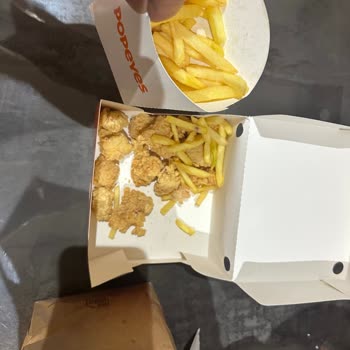 Popeyes Şubesinde Eksik Hamburger Teslimatı Ve Destek Sorunu