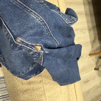 Mavi Jeans Kadın Kot Pantolonunda Normal Kullanımda Beklenmedik Yırtılma