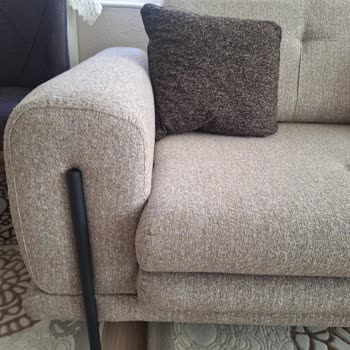 Ayıplı Koltuk Teslimi Ve İlgisiz Satış Sonrası Hizmet İle İşitme Engelli Aile Mağduriyeti